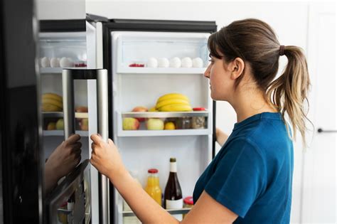 hur många grader i kylskåp